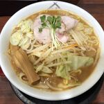 蔵味噌ラーメン 晴っぴ - 倉味噌ラーメン大盛り