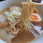 喜多方ラーメン 坂内 - 味玉ラーメン。800円。