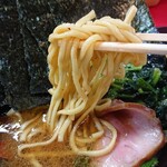 家系ラーメン とらきち家 - 