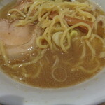 煮干し中華そば 一剣 - 綺麗な脂も