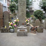 煮干し中華そば 一剣 - 供花は絶えず