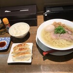 麵屋 食べいろ - 料理