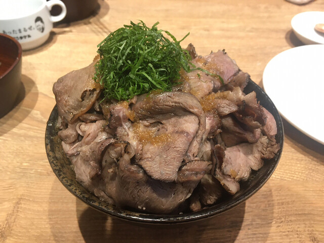 噂のローストビーフ丼 By なんちゃってミシュラン北摂 1ポンドのステーキハンバーグ タケル 高槻店 Takeru 高槻市 ステーキ 食べログ