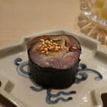 鮨 なんば - 陸岩手のしめ鯖海苔巻き