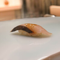 鮨 なんば 日比谷 - 山口萩の鰆（12日寝かせ）