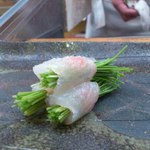 寿司割烹 魚紋 - 鮃。葱。紅葉おろし。