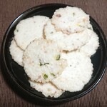 薩摩煎餅　やまとや - 【しそいか】
            甘口な味つけが鹿児島らしい一品。