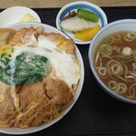 後藤食堂 - カツ丼 900円 