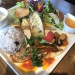 カフェアンドレストラン バスティーユ - ランチ 真鯛のポワレ