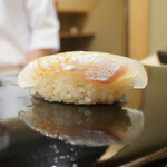 日本橋蛎殻町 すぎた - ヒラメ昆布締