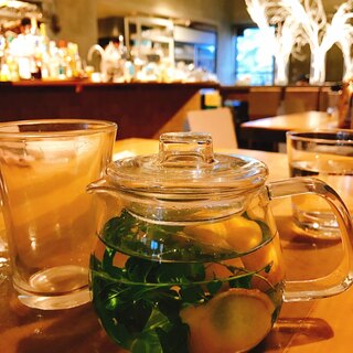 TODAY'S SPECIAL KITCHEN_1