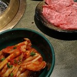 あかまつ - 平凡な味であった。鮮度は悪くない。いずれにせよ割高。