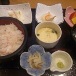 海鮮問屋　柿の匠 - かに丼御膳。