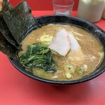 ラーメン 杉田家 本店 - 