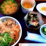 めし処啓 - 昼定食Ａは親子丼　500円