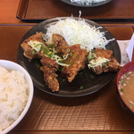 Karayoshi - 油淋鶏定食759円