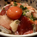 めしの助 - 海鮮丼