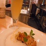 hayari - キャラメルナッツソーセージ