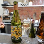 トリワイン ＰＩＫＯＳＨＨＨＵ - 白ワイン