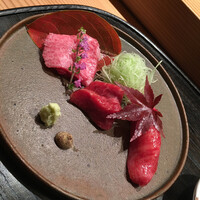 肉割烹 上 - 