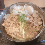 らーめん仙代 - 煮干しのまぜそば 中 ¥800
      煮卵トッピング