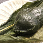 Sasadango No Yamaji - 濃い緑が蓬の香りが強い証です！