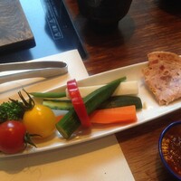 飛騨牛一頭家 馬喰一代 銀座 - 野菜スティック 味噌で頂く。大変美味。