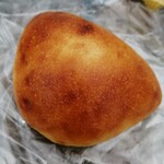 しあわせをはこぶパン - クリームパン（１８０円）