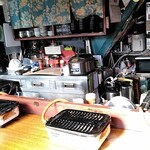 赤れんが - 店内は５席のみ