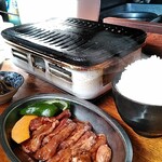 赤れんが - ご飯の盛りがよくわかる写真w
