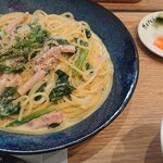 オレガノ - サラダ、ピクルス、スープ、ヨーグルト、ドリンクつき