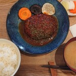 オレガノ - ハーフ&ハーフハンバーグ  トマトソース