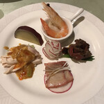 中国・四川料理 龍宮城 - 前菜盛り合わせ 三色併盆