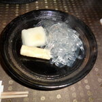 瀬里奈 - 　しゃぶしゃぶのスープで調理したくずきり、餅、湯葉です。