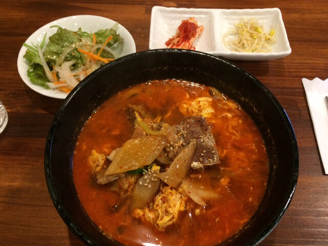 韓国食堂 あんずの料理の写真