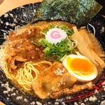 金澤濃厚豚骨ラーメン 神仙 - 