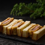 創作串揚げ専門店 ミラージュ - 料理写真:お持ち帰りのカツサンドは、噂の高級食パン使用。