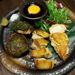 鶏料理 鉄板焼 かしわ - 鶏の3種盛り合わせ