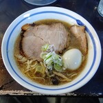 Menyaseiunshi - 限定 炙り煮干正油らぁ麺(蕪)