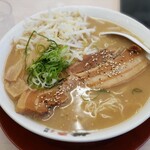 ラーメン横綱 - 煮込みバラ肉ラーメン(大)