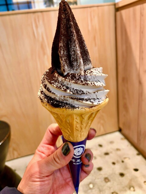 閉店 蜷尾家 三軒茶屋店 蜷尾家 Ninao 三軒茶屋 ソフトクリーム 食べログ