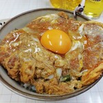 お食事処 美登里 - カツ丼（このビジュアル、旨くない訳がない）