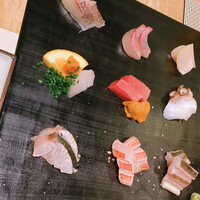 対馬のどぐろとイカ活き造り 博多 魚蔵 都ホテル店 - お造りの盛り合わせ
