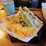 Okutou - 「そば定食」の天ぷら