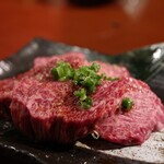 和牛炭火焼肉ビストロ 飛び牛 - 