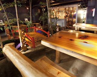 Fuwari - テーブル席（２名様～６名様）