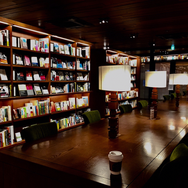 スターバックスコーヒー Tsutaya梅田merise店 Starbucks Coffee 大阪梅田 阪急 カフェ 食べログ