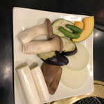 焼肉酒場 うしわかまる - 