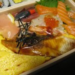 利久寿司 - ばら寿司840円