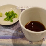 手打蕎麦 わくり - ツユ、薬味